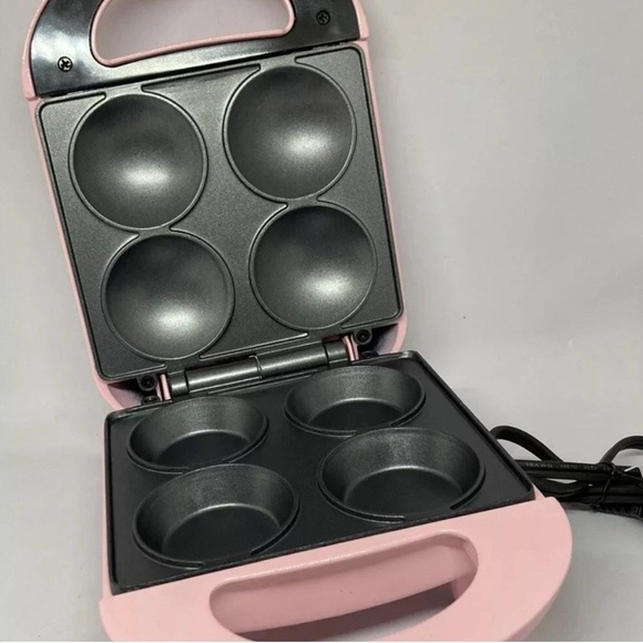 Babycakes Mini Cupcake Maker in Pink NIB - Picture 6 of 7